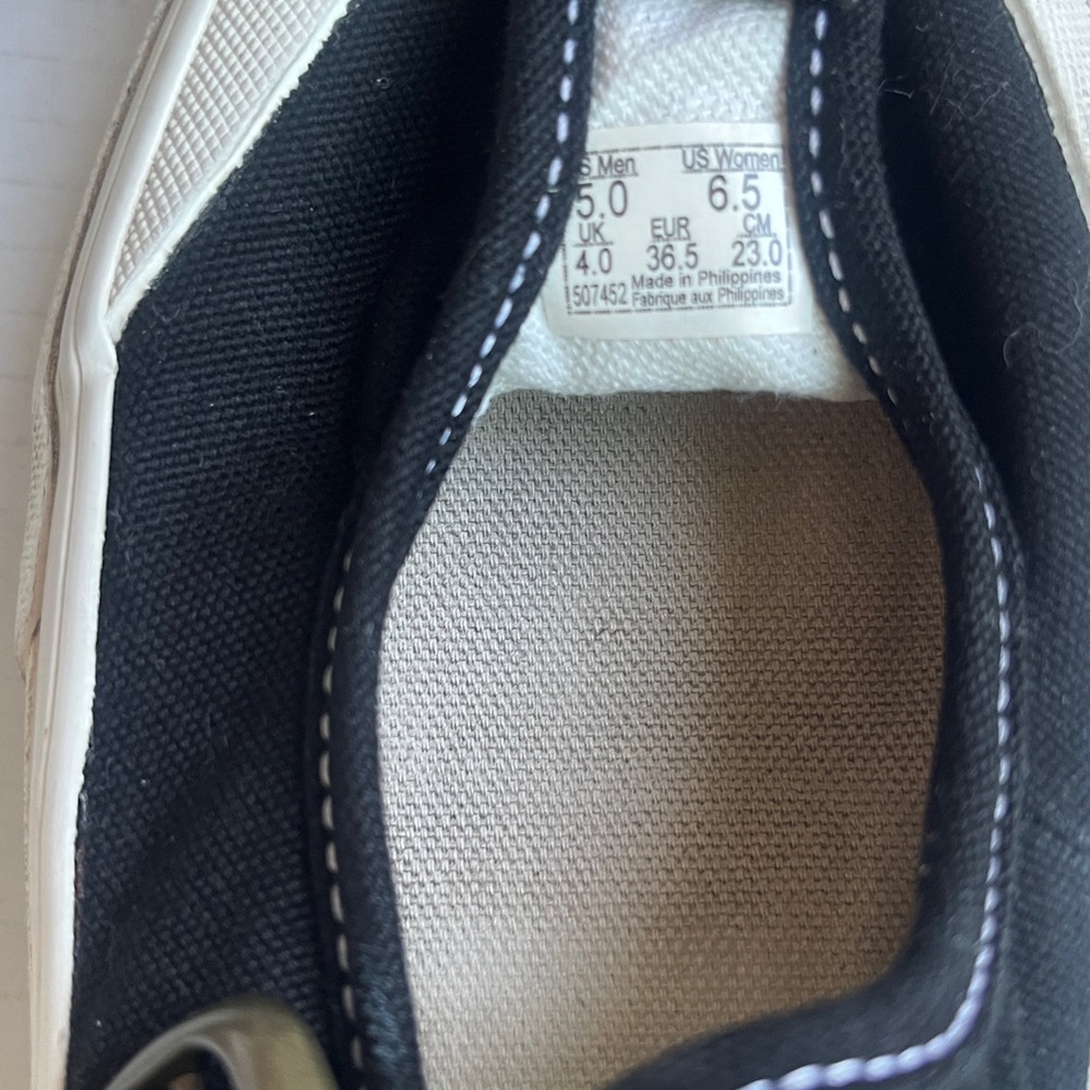Vans Black Canvas Mary Jane Platform Sneakers with White Sole - Picture 9 of 10